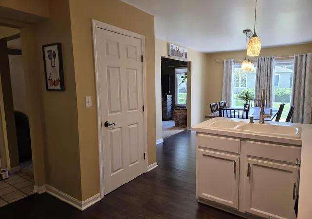 Photo 4 of Sale Pending at 2224 Sandridge Ln, Dyer, IN 46311 | MLS# 843393 | Listing updated on 2026-10-02
