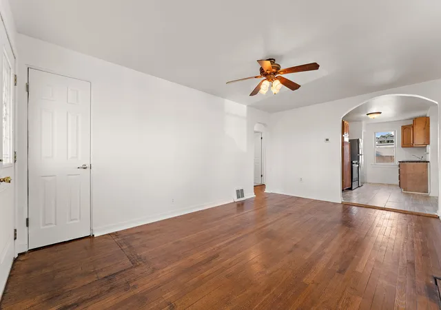 Photo 3 of Single family home for sale at 1000 W Home Ave, Hobart, IN 46342 | MLS# 843711 | Listing updated on 2026-09-12