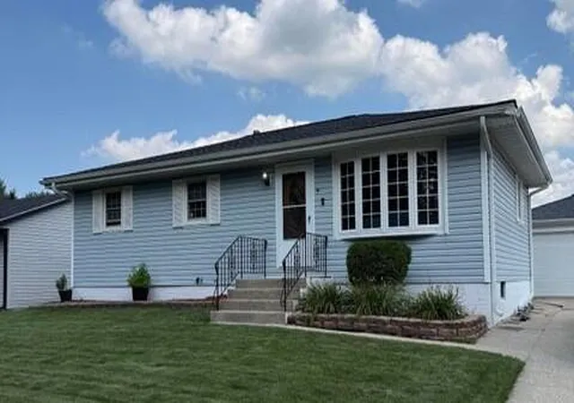 Photo 1 of Sale Pending at 1115 S Colorado St, Hobart, IN 46342 | MLS# 843501 | Listing updated on 2026-09-14