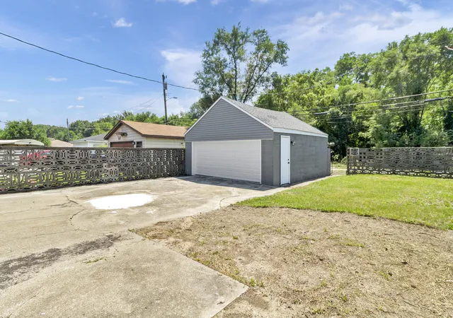 Photo 3 of Single family home for sale at 2107 W 8th Avenue, Gary, IN 46404 | MLS# 843480 | Listing updated on 2026-09-11