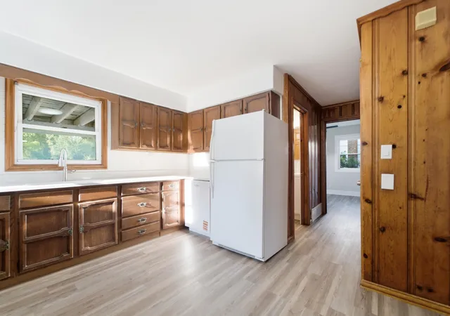 Photo 4 of Sale Pending at 2103 E Elm St, Griffith, IN 46319 | MLS# 843595 | Listing updated on 2026-09-14