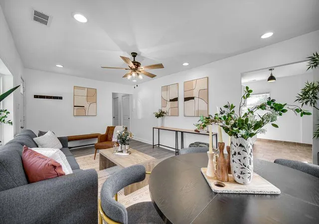 Photo 3 of Single family home for sale at 8115 Wicker Park Dr, Highland, IN 46322 | MLS# 843625 | Listing updated on 2026-09-10