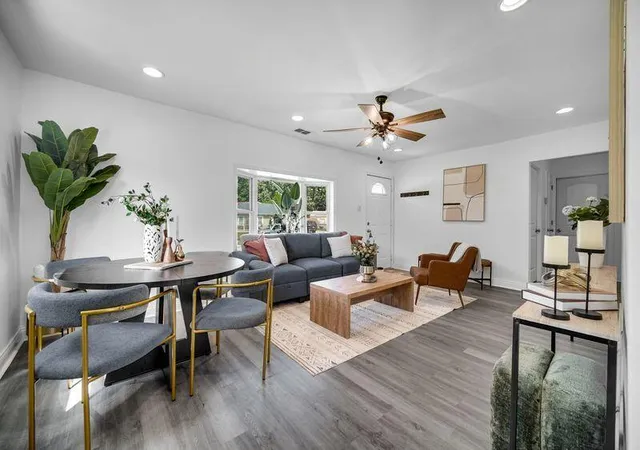 Photo 4 of Single family home for sale at 8115 Wicker Park Dr, Highland, IN 46322 | MLS# 843625 | Listing updated on 2026-09-10