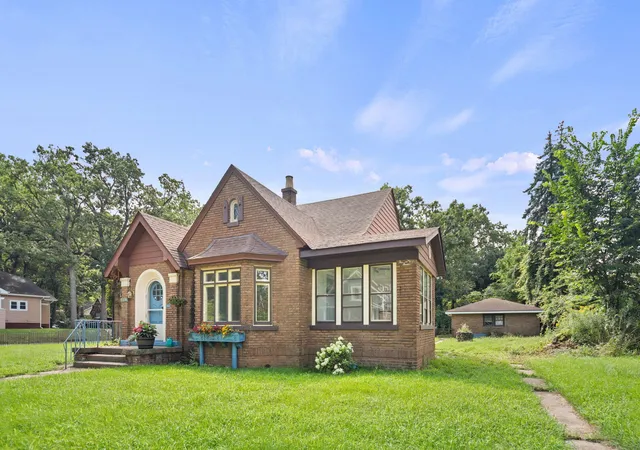 Photo 1 of Sale Pending at 329 Hobart St, Michigan City, IN 46360 | MLS# 843997 | Listing updated on 2026-10-05