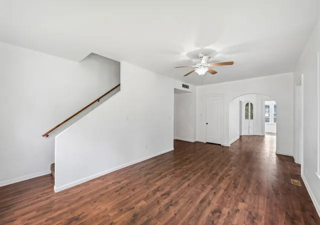 Photo 3 of Sale Pending at 329 Hobart St, Michigan City, IN 46360 | MLS# 843997 | Listing updated on 2026-10-05