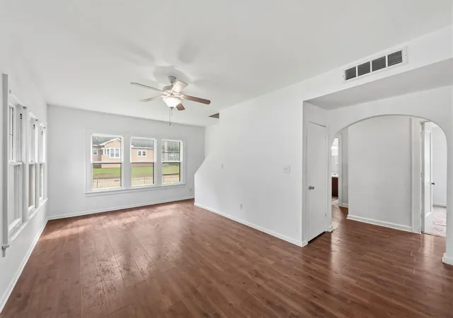 Photo 4 of Sale Pending at 329 Hobart St, Michigan City, IN 46360 | MLS# 843997 | Listing updated on 2026-10-05