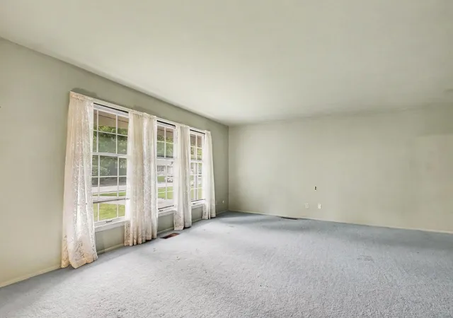 Photo 3 of Single family home for sale at 467 Boyd Cir, Michigan City, IN 46360 | MLS# 843900 | Listing updated on 2026-09-24