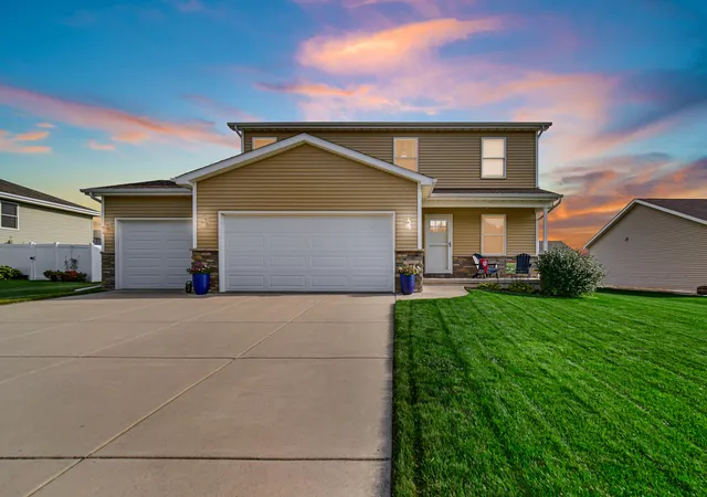 Photo 1 of Single family home for sale at 5841 W 172nd Avenue, Lowell, IN 46356 | MLS# 844066 | Listing updated on 2026-09-14
