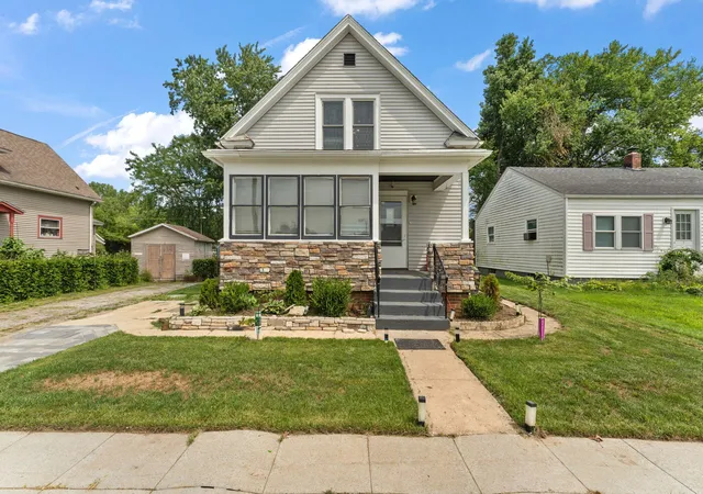 Photo 2 of Single family home for sale at 229 Rockwood St, La Porte, IN 46350 | MLS# 844169 | Listing updated on 2026-09-22