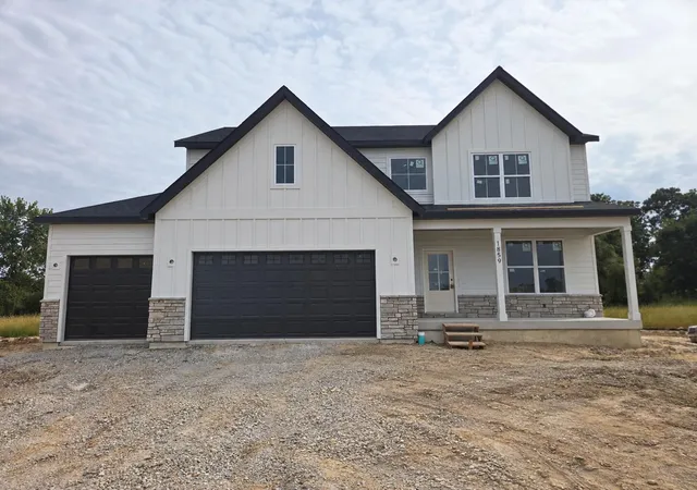 Photo 1 of Single family home for sale at 1859 Lambrusco Dr, Valparaiso, IN 46385 | MLS# 844241 | Listing updated on 2026-09-16