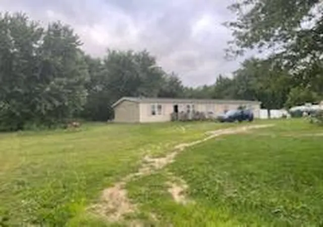 Photo 1 of Single family home for sale at 5860 S 250 W, North Judson, IN 46366 | MLS# 844289 | Listing updated on 2026-09-15