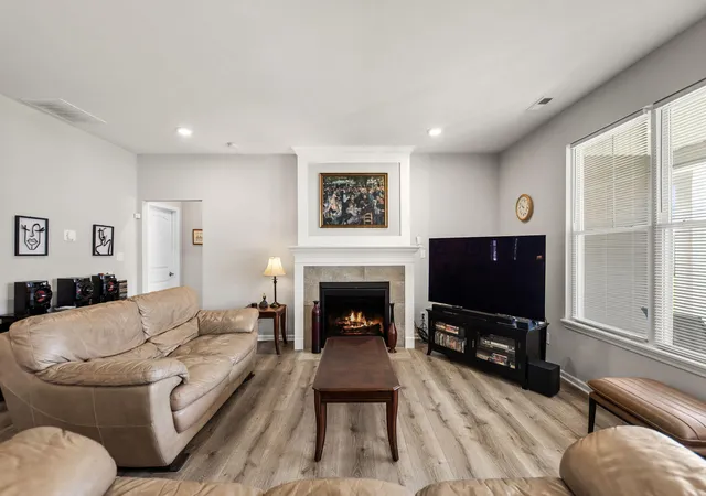 Photo 4 of Single family home for sale at 2906 Gable Dr, Valparaiso, IN 46383 | MLS# 844373 | Listing updated on 2026-09-15