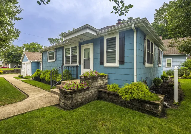 Photo 1 of Sale Pending at 610 Poplar St, Michigan City, IN 46360 | MLS# 844536 | Listing updated on 2026-09-15