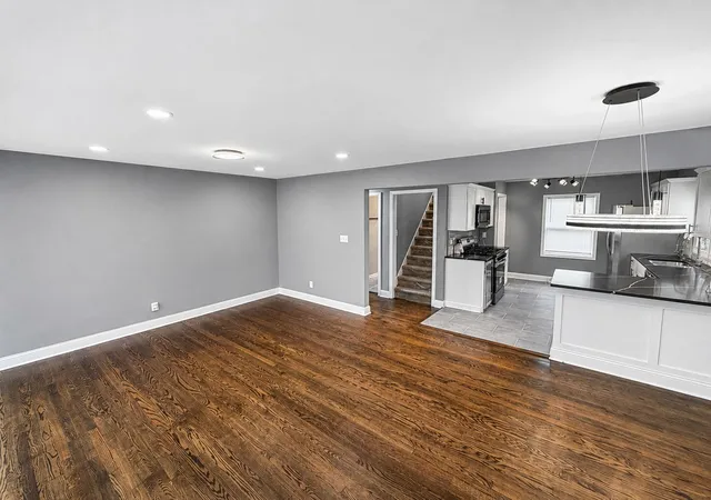Photo 2 of Single family home for sale at 3931 Clough Ave, Highland, IN 46322 | MLS# 844545 | Listing updated on 2026-09-10