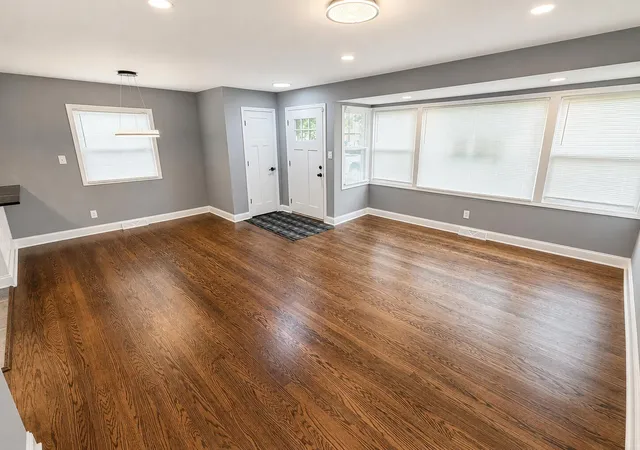 Photo 3 of Single family home for sale at 3931 Clough Ave, Highland, IN 46322 | MLS# 844545 | Listing updated on 2026-09-10