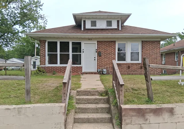 Photo 1 of Sale Pending at 703 N Carroll Ave, Michigan City, IN 46360 | MLS# 844390 | Listing updated on 2026-09-11