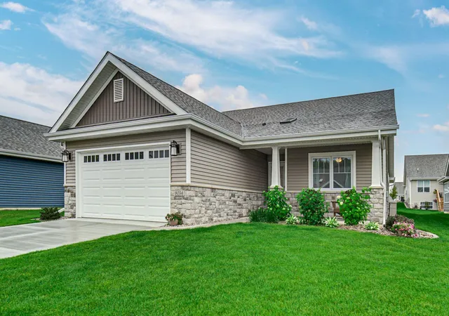 Photo 2 of Single family home for sale at 9056 Grindel Pl, Cedar Lake, IN 46303 | MLS# 844451 | Listing updated on 2026-10-02