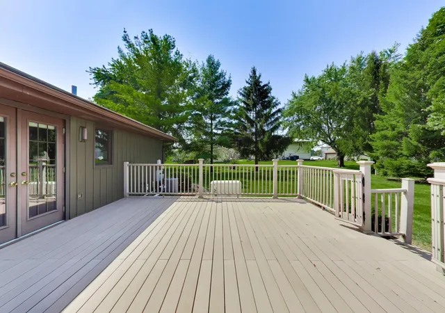 Photo 4 of Single family home for sale at 8900 Porter Ct, Crown Point, IN 46307 | MLS# 845013 | Listing updated on 2026-09-12