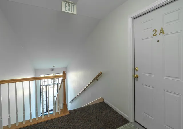 Photo 3 of Sale Pending at 9841 Wildwood Ct #2a, Highland, IN 46322 | MLS# 844826 | Listing updated on 2026-09-11