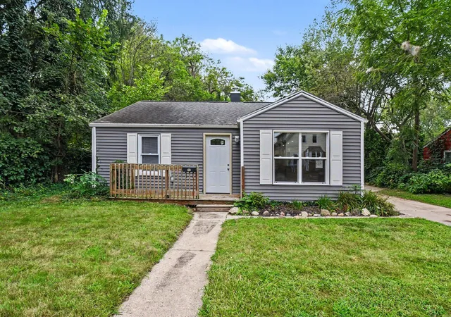 Photo 2 of Sale Pending at 3311 Tilden Ave, Michigan City, IN 46360 | MLS# 844619 | Listing updated on 2026-09-12