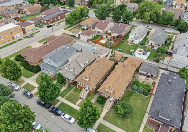 Photo 16 of Single family home for sale at 2040 Lincoln Ave, Whiting, IN 46394 | MLS# 844606 | Listing updated on 2026-10-19