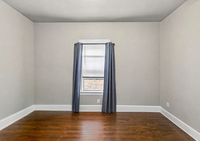 Photo 4 of Single family home for sale at 2040 Lincoln Ave, Whiting, IN 46394 | MLS# 844606 | Listing updated on 2026-10-19