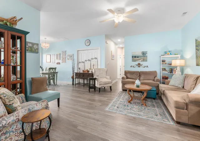 Photo 3 of Sale Pending at 115 Summertree Dr, Chesterton, IN 46304 | MLS# 844950 | Listing updated on 2026-09-13