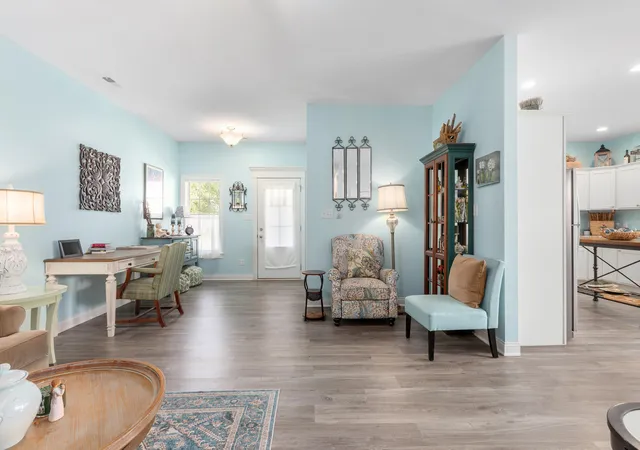 Photo 4 of Sale Pending at 115 Summertree Dr, Chesterton, IN 46304 | MLS# 844950 | Listing updated on 2026-09-13