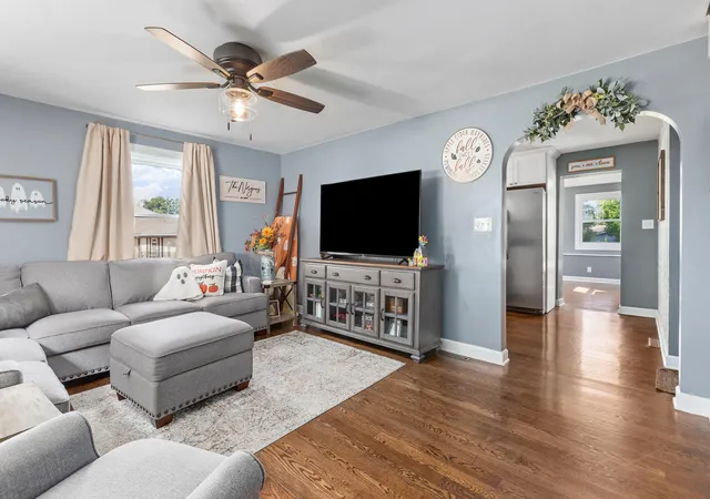 Photo 3 of Sale Pending at 2608 Campbell St, Valparaiso, IN 46385 | MLS# 844642 | Listing updated on 2026-09-11