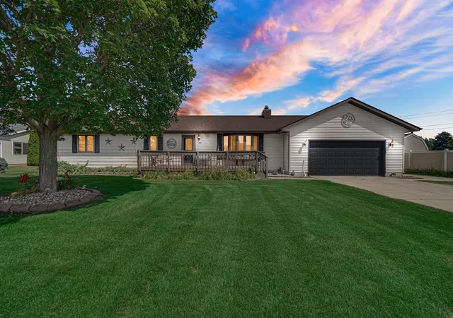 Photo 1 of Single family home for sale at 2895 S Collins Dr, La Porte, IN 46350 | MLS# 844626 | Listing updated on 2026-10-02