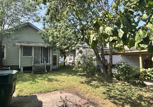 Photo 3 of Single family home for sale at 6429 Calumet Ave, Hammond, IN 46324 | MLS# 844687 | Listing updated on 2026-09-15