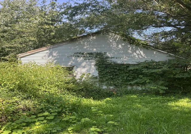 Photo 29 of Single family home for sale at 2416 Cass St, Lake Station, IN 46405 | MLS# 845374 | Listing updated on 2026-10-22