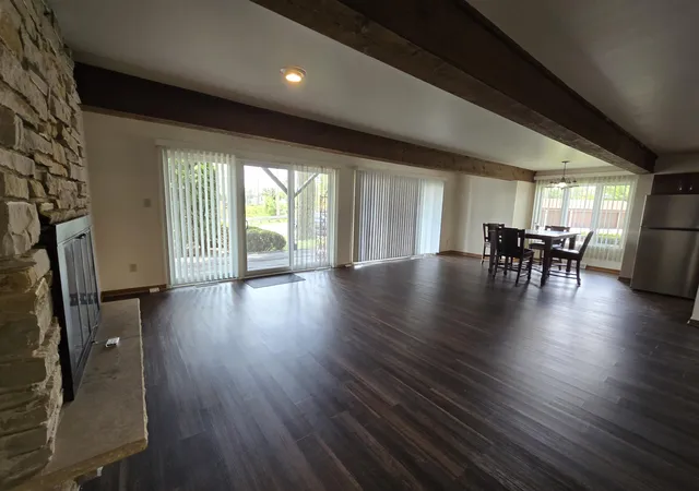 Photo 3 of Multi family home for sale at 1500 Camellia Dr, Munster, IN 46321 | MLS# 844998 | Listing updated on 2026-09-15