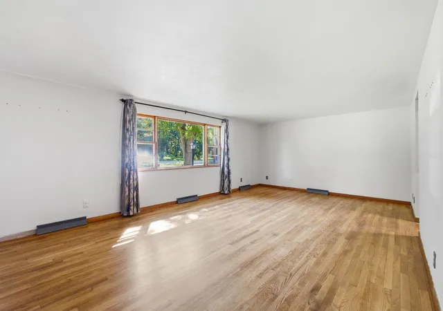 Photo 2 of Single family home for sale at 117 Prairie St, Lowell, IN 46356 | MLS# 845106 | Listing updated on 2026-09-10