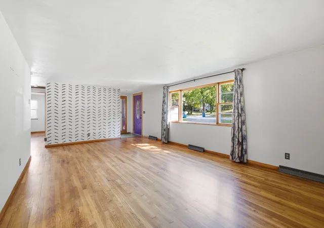 Photo 4 of Single family home for sale at 117 Prairie St, Lowell, IN 46356 | MLS# 845106 | Listing updated on 2026-09-10