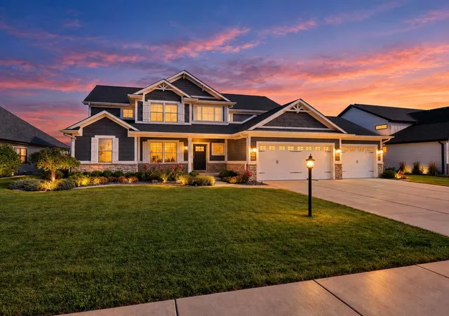 Photo 2 of Single family home for sale at 13366 Waterleaf Dr, Saint John, IN 46373 | MLS# 844991 | Listing updated on 2026-10-01