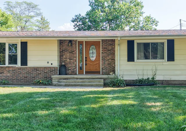 Photo 2 of Single family home for sale at 209 E Broadway St, Brook, IN 47922 | MLS# 844919 | Listing updated on 2026-09-21