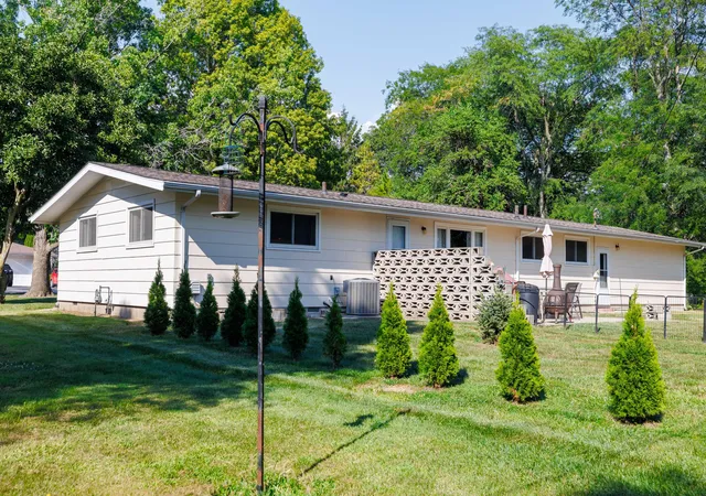 Photo 4 of Single family home for sale at 209 E Broadway St, Brook, IN 47922 | MLS# 844919 | Listing updated on 2026-09-21