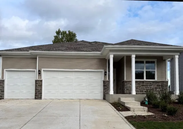 Photo 1 of Single family home for sale at 47 Larwick Cir, Valparaiso, IN 46385 | MLS# 844934 | Listing updated on 2026-09-13