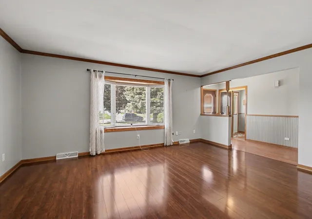 Photo 3 of Single family home for sale at 125 Mulberry Ln, Schererville, IN 46375 | MLS# 844971 | Listing updated on 2026-09-16
