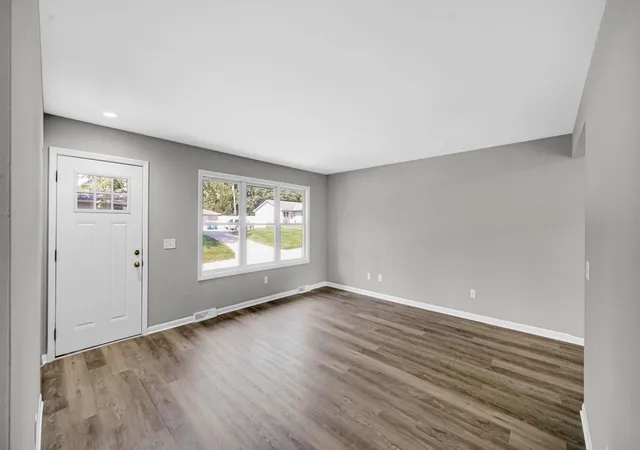 Photo 3 of Single family home for sale at 250 Prairie St, Lowell, IN 46356 | MLS# 844976 | Listing updated on 2026-09-15