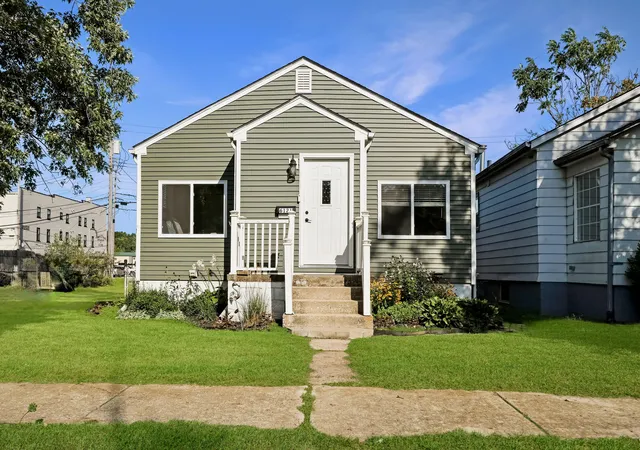Photo 1 of Sale Pending at 6121 Marshall Ave, Hammond, IN 46323 | MLS# 844986 | Listing updated on 2026-09-11