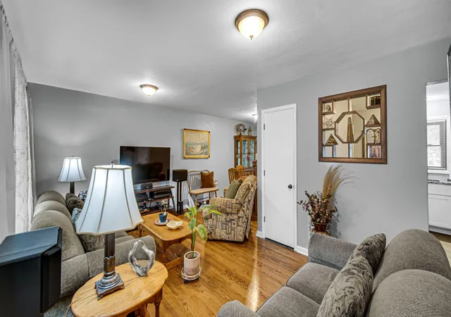 Photo 2 of Sale Pending at 2170 W 58th Avenue, Merrillville, IN 46410 | MLS# 845083 | Listing updated on 2026-09-14
