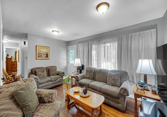 Photo 3 of Sale Pending at 2170 W 58th Avenue, Merrillville, IN 46410 | MLS# 845083 | Listing updated on 2026-09-14