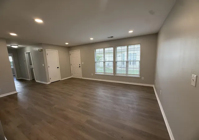 Photo 4 of Condo for sale at 1972 Laura Ln, Chesterton, IN 46304 | MLS# 845039 | Listing updated on 2026-09-09