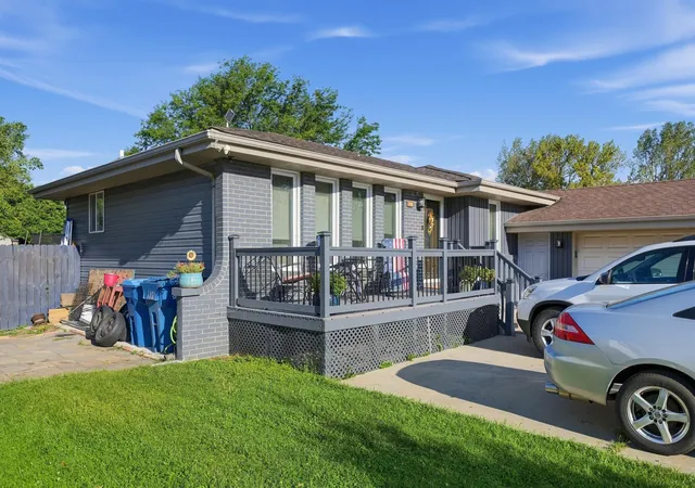 Photo 3 of Single family home for sale at 2524 James Dr, Dyer, IN 46311 | MLS# 845026 | Listing updated on 2026-09-30
