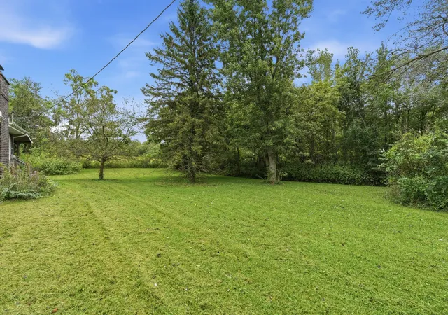Photo 2 of Single family home for sale at 15507 Magoun St, Cedar Lake, IN 46303 | MLS# 845223 | Listing updated on 2026-09-12