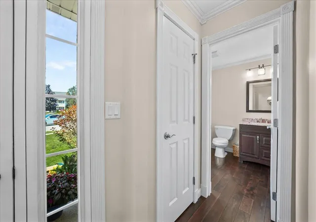 Photo 3 of Single family home for sale at 13 Edinburgh Ct, Valparaiso, IN 46385 | MLS# 845070 | Listing updated on 2026-09-10