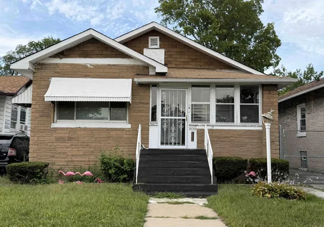Photo 1 of Single family home for sale at 1029 Eaton St, Hammond, IN 46320 | MLS# 845129 | Listing updated on 2026-09-23