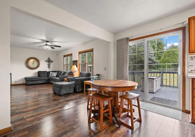 Photo 2 of Single family home for sale at 1611 N Crst View Ln, La Porte, IN 46350 | MLS# 845100 | Listing updated on 2026-09-22